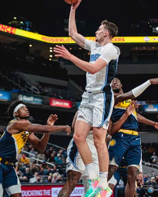 出现悬念 出现悬念